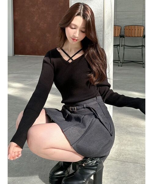 RESEXXY（リゼクシー）の「デコルテクロスニットトップス（ニット/セーター・レディース・ブルー/ピンク/ホワイト/ブラック・FREE）」の8枚目の写真