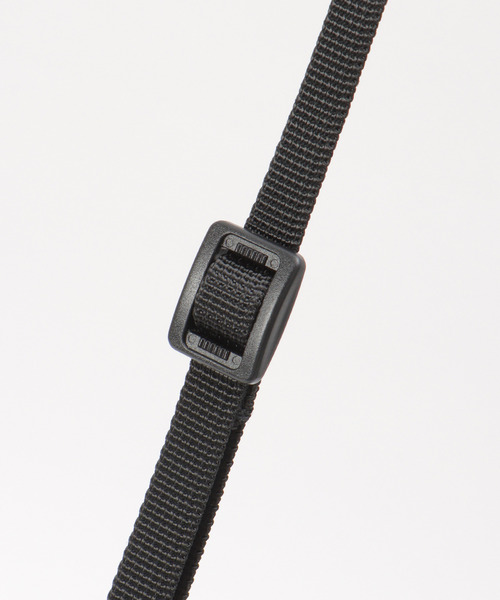 KiU（キウ）の「KiU パデットサコッシュポーチ（ショルダーバッグ・メンズ・ライム/ダークベージュ/ブラック/その他1・FREE）」の10枚目の写真