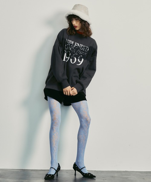 uyu.(ウユ)の「Lace Docking Logo Over Sweatshirts / レースドッキングロゴオーバースウェット【uyu.】(スウェット・レディース・ブラック/オートミール・FREE)」の4枚目の写真