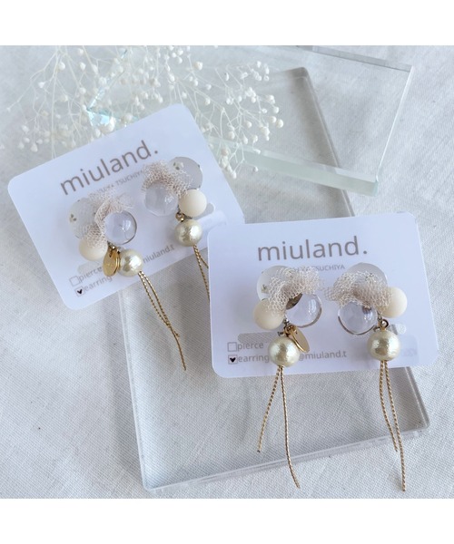 tone（トーン）の「【miuland】tutu flower 【パール】(MA)（イヤリング・レディース・ブラウン/ホワイト/ピンク・FREE）」の5枚目の写真