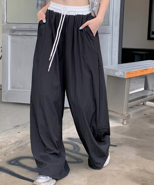 shopnikoniko（ショップニコニコ）の「ウエスト配色 ドロスト ルーズワイドパンツ（その他パンツ・レディース・ネイビー/ブラック・フリー）」の4枚目の写真