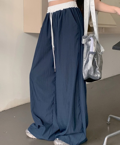 shopnikoniko（ショップニコニコ）の「ウエスト配色 ドロスト ルーズワイドパンツ（その他パンツ・レディース・ネイビー/ブラック・フリー）」の10枚目の写真