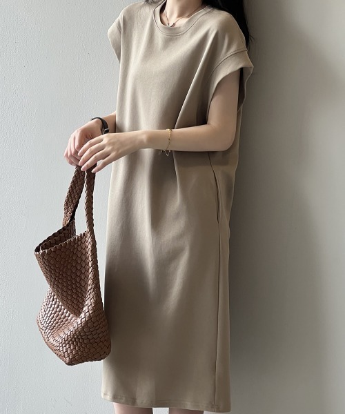 Alum'（アルム）の「フレンチリラックスワンピース（ワンピース・レディース・ブラック/カーキ・FREE）」の18枚目の写真