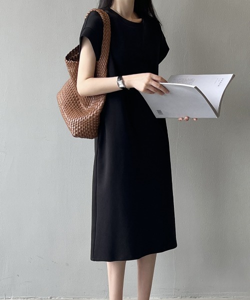 Alum'（アルム）の「フレンチリラックスワンピース（ワンピース・レディース・ブラック/カーキ・FREE）」の8枚目の写真