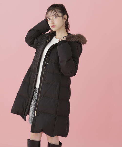 新品 ファー付き黒ダウンジャケット ミディ丈 JILL by JILL STUART（ジルバイジルスチュアート）の「◇フェイク