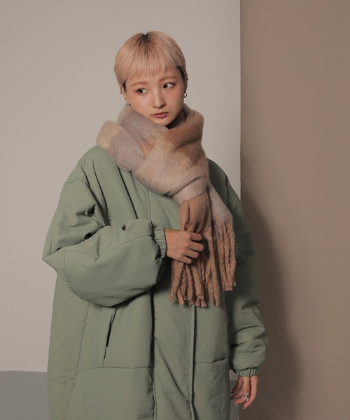 Chloe マルチカラー　フリンジ　マフラー　カシミア100% マルチカラー チェック ボリューム フリンジマフラー（マフラー