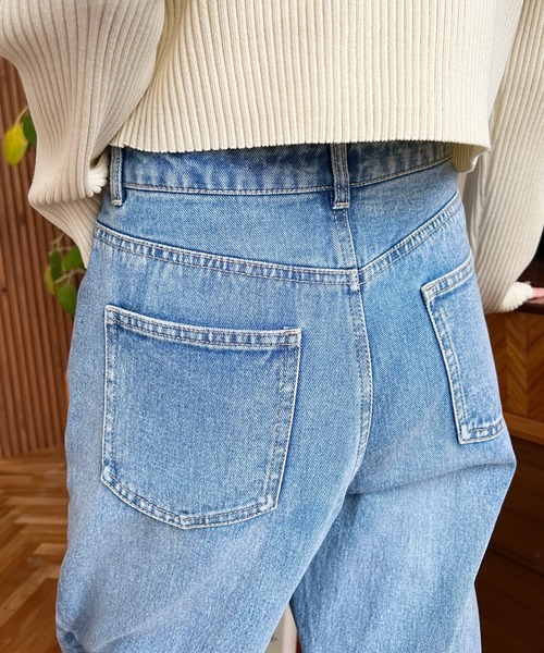 moment+(モーメントプラス)の「アシンメトリーストレートデニムパンツ(デニムパンツ・レディース・ブラック/インディゴブルー/サックスブルー・M/S/L)」の10枚目の写真