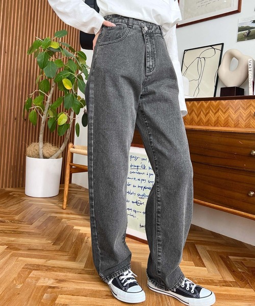 moment+(モーメントプラス)の「アシンメトリーストレートデニムパンツ(デニムパンツ・レディース・ブラック/インディゴブルー/サックスブルー・M/S/L)」の16枚目の写真