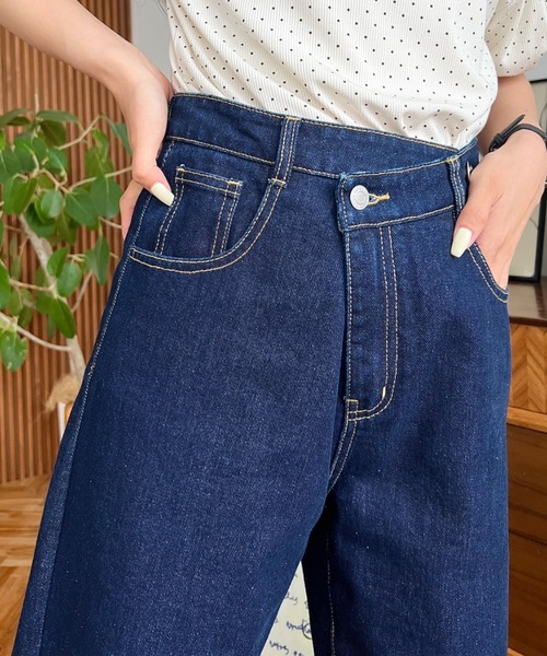 moment+(モーメントプラス)の「アシンメトリーストレートデニムパンツ(デニムパンツ・レディース・ブラック/インディゴブルー/サックスブルー・M/S/L)」の20枚目の写真
