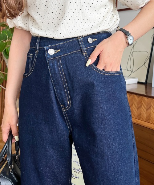 moment+(モーメントプラス)の「アシンメトリーストレートデニムパンツ(デニムパンツ・レディース・ブラック/インディゴブルー/サックスブルー・M/S/L)」の21枚目の写真