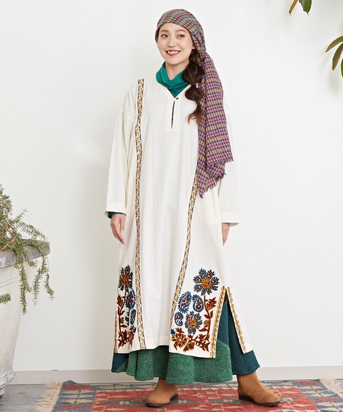 チャイハネ（チャイハネ）の「【チャイハネ】カシエ刺繍ワンピース（ワンピース・レディース・ホワイト/ブラック・FREE）」の14枚目の写真