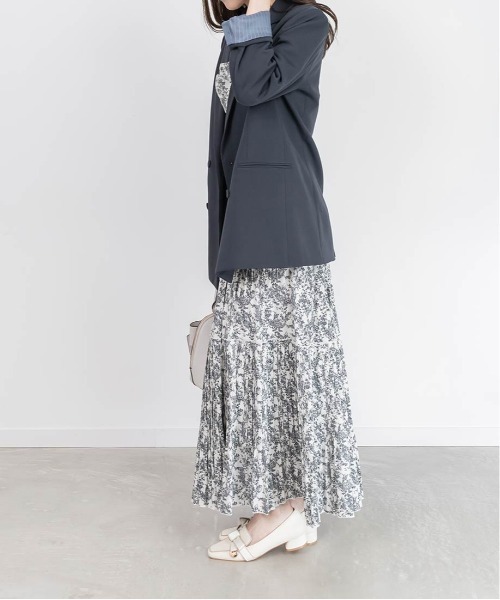 RANDA（ランダ）の「ダブルボタンテーラードジャケット（ブルゾン・レディース・クリーム/グレー/ネイビー・0/1）」の19枚目の写真