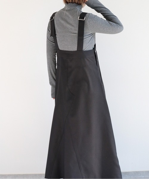 cepo（セポ）の「〈セットアイテム〉フレアーシルエットジャンパースカート＋タートルネックインナー アンサンブル（アンサンブル・レディース・ブラック/チャコール・M）」の4枚目の写真