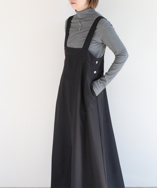 cepo（セポ）の「〈セットアイテム〉フレアーシルエットジャンパースカート＋タートルネックインナー アンサンブル（アンサンブル・レディース・ブラック/チャコール・M）」の5枚目の写真