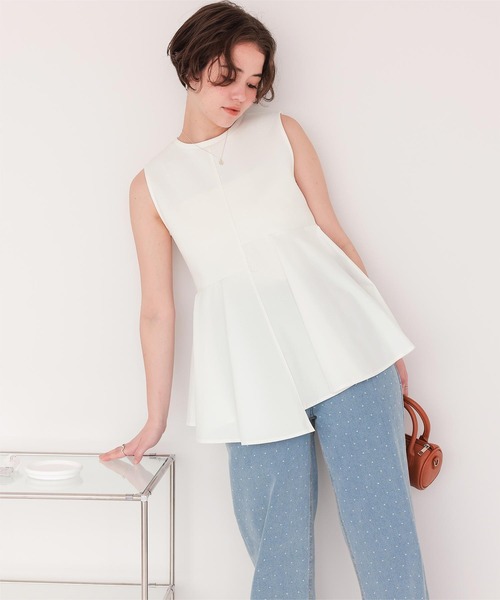 titivate(ティティベイト)の「ペプラムフレアドッキングトップス(Tシャツ/カットソー・レディース・ライトグリーン/ネイビー/ブラック/オフホワイト・S/M/L)」の6枚目の写真