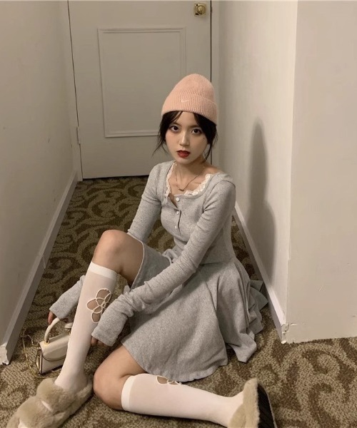 almo(アルモ)の「【LAMPOON】カットソーフレアワンピース(ワンピース・レディース・ブラック/グレー・FREE)」の14枚目の写真