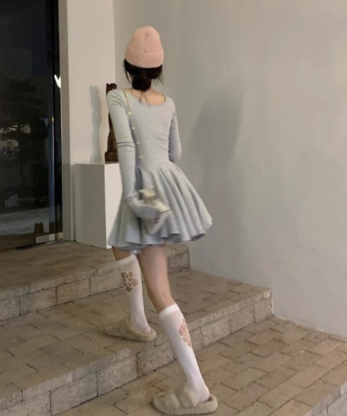 almo(アルモ)の「【LAMPOON】カットソーフレアワンピース(ワンピース・レディース・ブラック/グレー・FREE)」の16枚目の写真