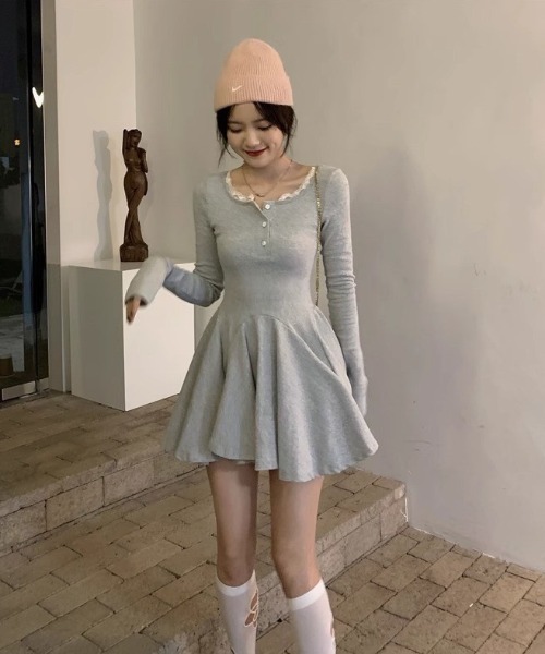 almo(アルモ)の「【LAMPOON】カットソーフレアワンピース(ワンピース・レディース・ブラック/グレー・FREE)」の19枚目の写真