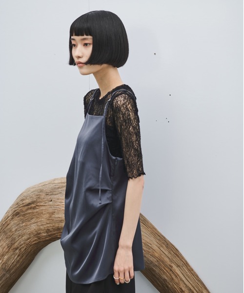 AIC.(エーアイシー)の「ロングストラップサテンタックキャミソール(キャミソール・レディース・アイボリー/ダークグレー/イエロー・FREE)」の22枚目の写真