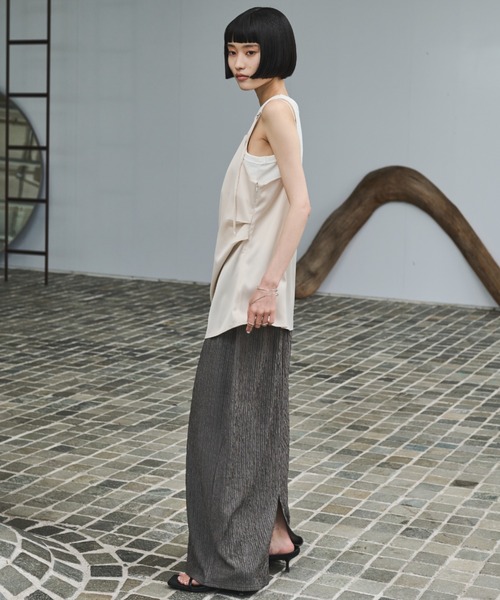 AIC.(エーアイシー)の「ロングストラップサテンタックキャミソール(キャミソール・レディース・アイボリー/ダークグレー/イエロー・FREE)」の16枚目の写真