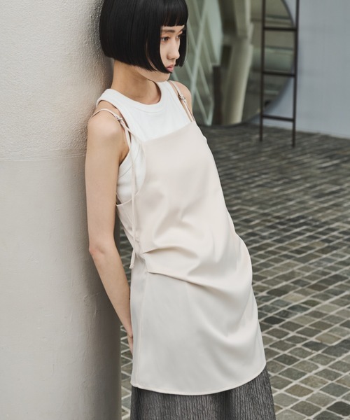 AIC.(エーアイシー)の「ロングストラップサテンタックキャミソール(キャミソール・レディース・アイボリー/ダークグレー/イエロー・FREE)」の12枚目の写真