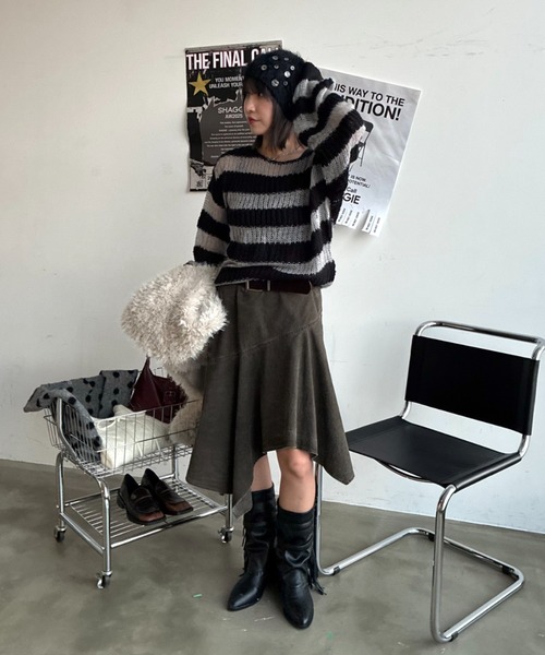 SHAGGIE(シャギー)の「シアーボーダールーズオーバーニット(ニット/セーター・レディース・カーキ/レッド/ブラック・FREE)」の12枚目の写真