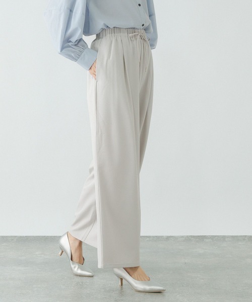 GLOBAL WORK（グローバルワーク）の「リラックススマートギャザーパンツ/253475（その他パンツ・レディース・ライトブラウン/チャコール/ライトグレー・SMALL/MEDIUM/LARGE）」の7枚目の写真