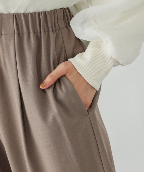 GLOBAL WORK（グローバルワーク）の「リラックススマートギャザーパンツ/253475（その他パンツ・レディース・ライトブラウン/チャコール/ライトグレー・SMALL/MEDIUM/LARGE）」の22枚目の写真