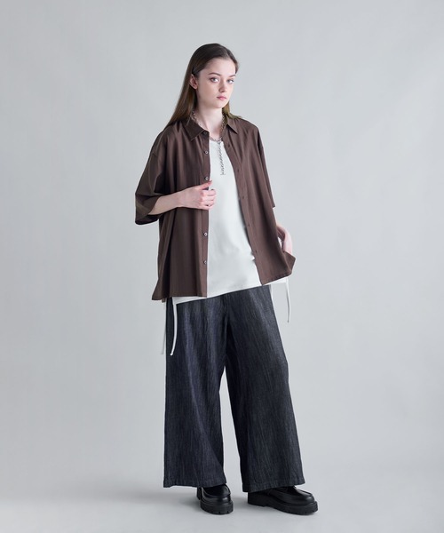 SOCCE(ソーシー)の「ルーズシルエットシルクライクドレープハーフスリーブシャツ(シャツ/ブラウス・メンズ・ブルー/ブラウン/チャコール・S/M/L/XL)」の19枚目の写真
