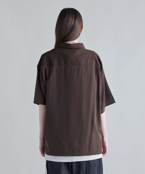 ルーズシルエットシルクライクドレープハーフスリーブシャツ（シャツ