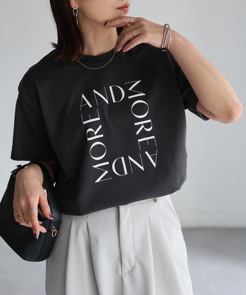 Riberry(リベリー)の「スクエアロゴプリント半袖Tシャツ(Tシャツ/カットソー・レディース・ブラック×ホワイト/ホワイト×ブラック/ホワイト×シルバー/グレー系・FREE)」の16枚目の写真