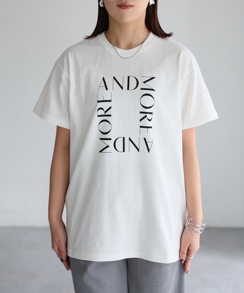 Riberry(リベリー)の「スクエアロゴプリント半袖Tシャツ(Tシャツ/カットソー・レディース・ブラック×ホワイト/ホワイト×ブラック/ホワイト×シルバー/グレー系・FREE)」の10枚目の写真