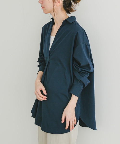 ITEMS URBANRESEARCH(アイテムズ アーバンリサーチ)の「バックスリットスキッパーシャツ(シャツ/ブラウス・レディース・ホワイト/ライトベージュ/ネイビー・FREE)」の22枚目の写真