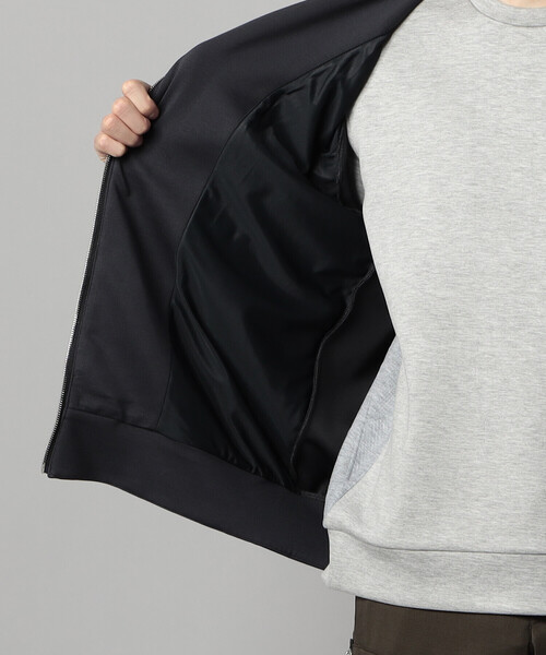 COMME CA MEN（コムサメン）の「エアリークッションナイロンジャージー フーディーブルゾン（パーカー・メンズ・チャコールグレー/ブラック・M/L）」の20枚目の写真