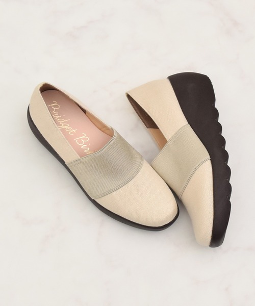 Bridget Birkin（ブリジットバーキン）の「【Bridget Birkin】甲ゴムヒールアップレインパンプス(554020)（レインシューズ・レディース・ベージュ/ブラック/アイボリー・23.5/23/24/22.5/24.5）」の2枚目の写真