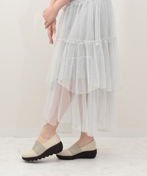 Bridget Birkin（ブリジットバーキン）の「【Bridget Birkin】甲ゴムヒールアップレインパンプス(554020)（レインシューズ・レディース・ベージュ/ブラック/アイボリー・23.5/23/24/22.5/24.5）」の13枚目の写真