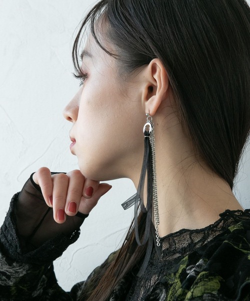 HARE（ハレ）の「チュールリボンピアス(HARE)（ピアス（両耳用）・レディース・ブラック/ライトグレー・FREE）」の22枚目の写真