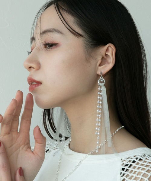 HARE（ハレ）の「チュールリボンピアス(HARE)（ピアス（両耳用）・レディース・ブラック/ライトグレー・FREE）」の6枚目の写真