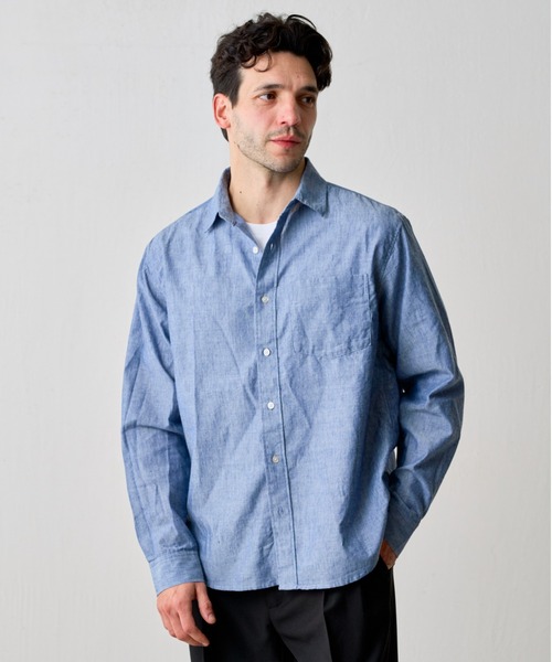 COLONY 2139（コロニートゥーワンスリーナイン）の「先染めシャンブレーレギュラーカラーシャツ（シャツ/ブラウス・メンズ・サックスブルー/ネイビー/グレー・SMALL/LARGE/MEDIUM）」の2枚目の写真