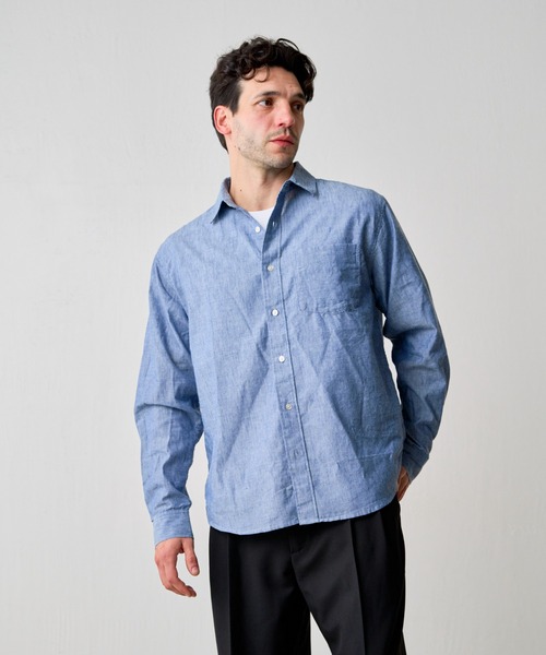 COLONY 2139（コロニートゥーワンスリーナイン）の「先染めシャンブレーレギュラーカラーシャツ（シャツ/ブラウス・メンズ・サックスブルー/ネイビー/グレー・SMALL/LARGE/MEDIUM）」の12枚目の写真