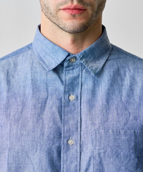 COLONY 2139（コロニートゥーワンスリーナイン）の「先染めシャンブレーレギュラーカラーシャツ（シャツ/ブラウス・メンズ・サックスブルー/ネイビー/グレー・SMALL/LARGE/MEDIUM）」の17枚目の写真