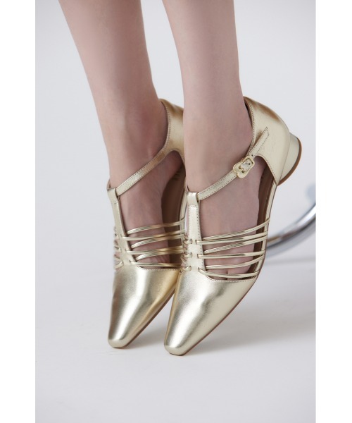 STACCATO(スタッカート)の「Tストラップフィッシュボーンシューズ(サンダル・レディース・ゴールド/ブラック・22.5cm/23cm/24.5cm/24cm/23.5cm)」の13枚目の写真