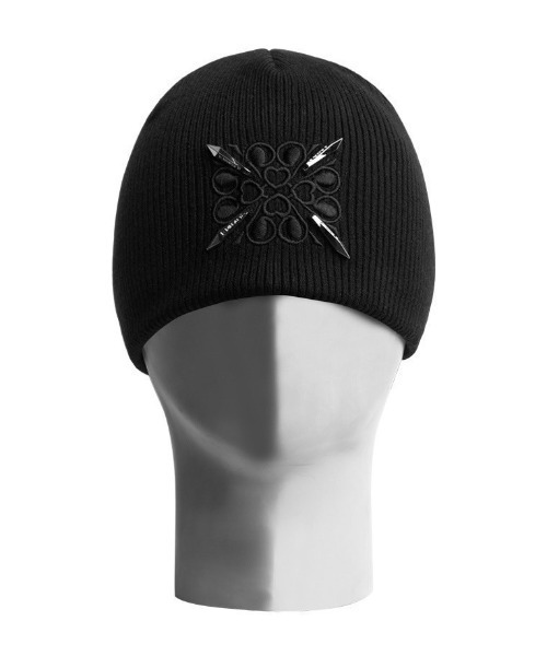 E RIN AI E(オリンアイ)の「韓国ブランド E RIN AI E オリンアイ CUPID ニット帽 ニットキャップ ビーニー ロゴニット帽 ロゴビーニー メタルロゴビーニー 刺しゅうロゴビーニー 深め 帽子 韓国ファッション 韓国ストリート ストリートファッション(ニットキャップ/ビーニー・メンズ・ブラック・ONE SIZE)」の7枚目の写真