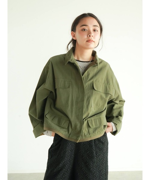 FIKA.(フィーカ)の「Bicolor sleeve military jacket(ミリタリージャケット・レディース・ブラック/カーキ/グレー系その他3・FREE)」の13枚目の写真