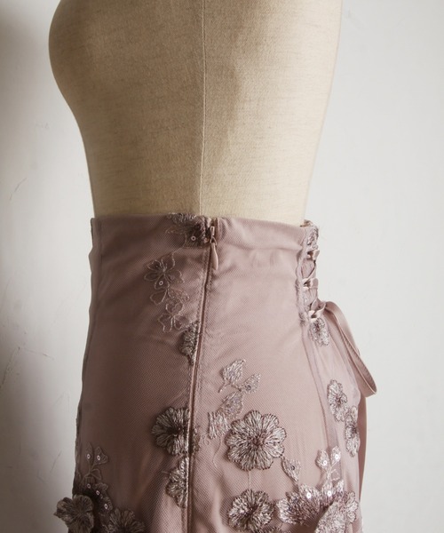 きらきらスパンコール入り3Dフラワー刺繍バックレースアップ