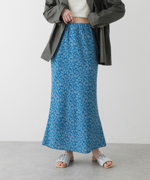 SENSE OF PLACE by URBAN RESEARCH(センスオブプレイスバイアーバンリサーチ)の「コバナガラナロースカート(スカート・レディース・ブラック系その他/ブルー系その他/ホワイト系その他・ONE)」の1枚目の写真