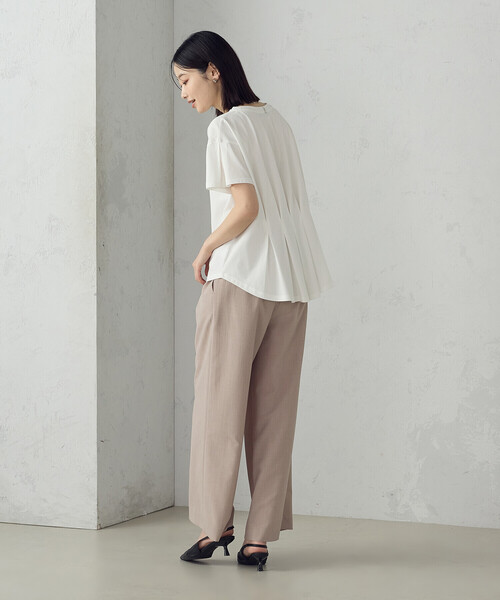 COMME CA ISM(コムサイズム)の「【接触冷感】バックタックTシャツ(Tシャツ/カットソー・レディース・ブルー/ブラック/ホワイト・LARGE/MEDIUM)」の5枚目の写真