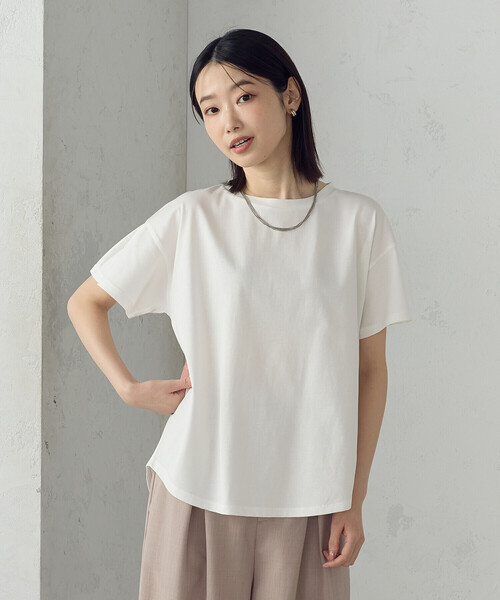 COMME CA ISM(コムサイズム)の「【接触冷感】バックタックTシャツ(Tシャツ/カットソー・レディース・ブルー/ブラック/ホワイト・LARGE/MEDIUM)」の9枚目の写真