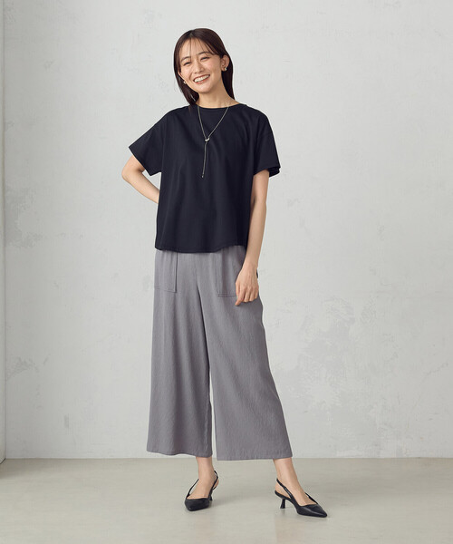COMME CA ISM(コムサイズム)の「【接触冷感】バックタックTシャツ(Tシャツ/カットソー・レディース・ブルー/ブラック/ホワイト・LARGE/MEDIUM)」の10枚目の写真