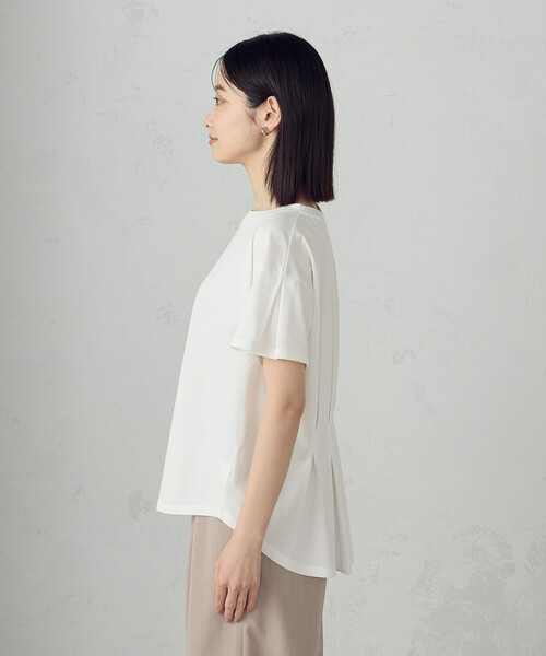 COMME CA ISM(コムサイズム)の「【接触冷感】バックタックTシャツ(Tシャツ/カットソー・レディース・ブルー/ブラック/ホワイト・LARGE/MEDIUM)」の15枚目の写真